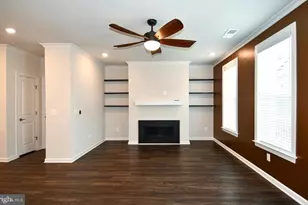20739 Heron Landing Dr, Sterling, VA 20166 - Photo 3