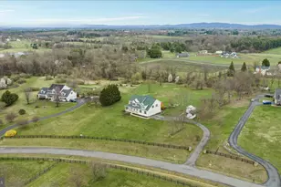 13642 Old Springhouse Ct, Lovettsville, VA 20180 - Photo 71