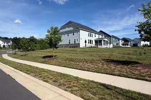 23766 Great Bnd Ln, Aldie, VA 20105 - Photo 3