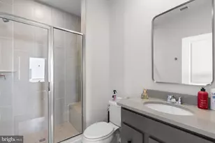 2 Picasso Square, Ashburn, VA 20148 - Photo 23