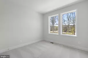 2 Picasso Square, Ashburn, VA 20148 - Photo 21