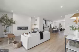 2 Picasso Square, Ashburn, VA 20148 - Photo 13