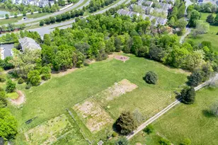 43537 Graves Ln, Ashburn, VA 20147 - Photo 11