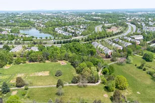 43537 Graves Ln, Ashburn, VA 20147 - Photo 13