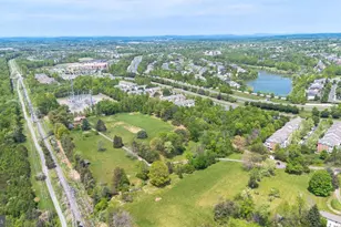 43537 Graves Ln, Ashburn, VA 20147 - Photo 9