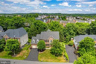 18510 Barton Creek Pl, Leesburg, VA 20176 - Photo 5