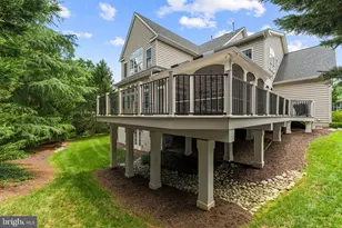 18510 Barton Creek Pl, Leesburg, VA 20176 - Photo 9