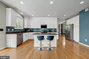 42654 Frontier Dr, Brambleton, VA 20148 - Photo 21