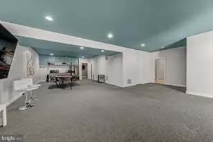 42654 Frontier Dr, Brambleton, VA 20148 - Photo 43