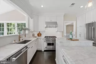 20102 Desert Forest Dr, Ashburn, VA 20147 - Photo 9