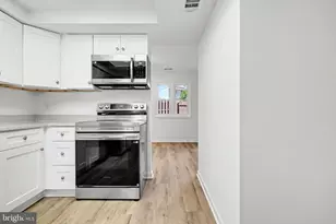112 Richland Cir, Sterling, VA 20164 - Photo 11