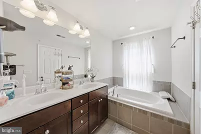 25202 Split Creek Terrace, Chantilly, VA 20152 - Photo 23