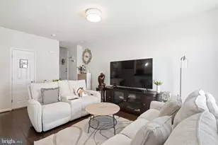 25202 Split Creek Terrace, Chantilly, VA 20152 - Photo 5