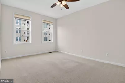 24690 Byrne Meadow Square, Aldie, VA 20105 - Photo 15