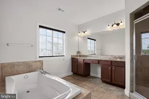 41858 Farnborough Pl, Leesburg, VA 20176 - Photo 27