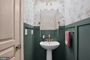 41858 Farnborough Pl, Leesburg, VA 20176 - Photo 35