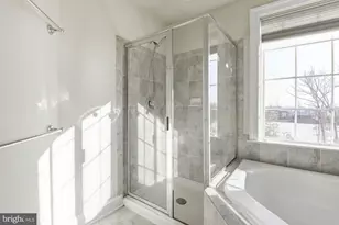 25442 Hopton House Terrace, Chantilly, VA 20152 - Photo 17