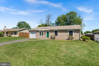 607 S Alder Avenue S, Sterling, VA 20164 - Photo 3