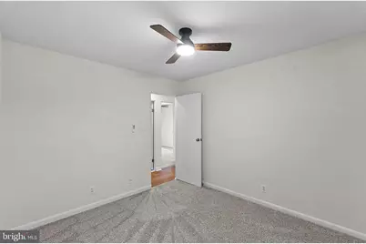 607 S Alder Avenue S, Sterling, VA 20164 - Photo 29