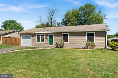 607 S Alder Avenue S, Sterling, VA 20164 - Photo 1
