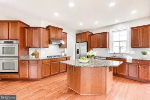 42695 Macauley Place, Ashburn, VA 20148 - Photo 5