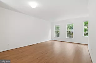 42767 Hollingsworth Terrace, Chantilly, VA 20152 - Photo 17