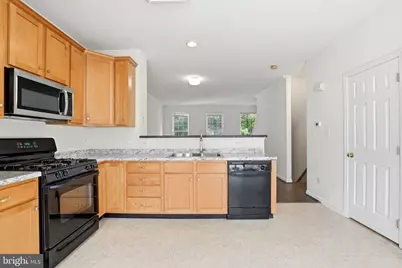 42767 Hollingsworth Terrace, Chantilly, VA 20152 - Photo 15