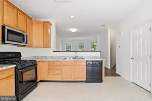 42767 Hollingsworth Terrace, Chantilly, VA 20152 - Photo 15