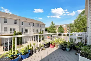 42767 Hollingsworth Terrace, Chantilly, VA 20152 - Photo 31