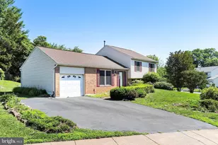 1803 E Beech Rd, Sterling, VA 20164 - Photo 3