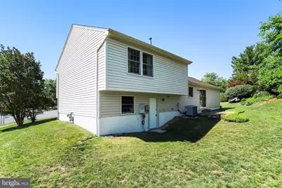 1803 E Beech Road, Sterling, VA 20164 - Photo 33