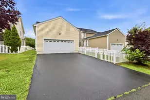 25172 Riding Center Dr, Chantilly, VA 20152 - Photo 37