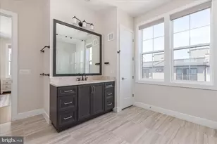 22127 Headwater Terr, Ashburn, VA 20148 - Photo 19