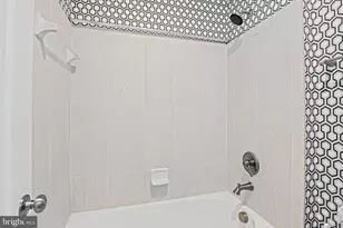 42350 Benfold Square, Brambleton, VA 20148 - Photo 29