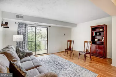 1033 Margate Court, Sterling, VA 20164 - Photo 3