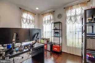 25099 Prairie Fire Square, Aldie, VA 20105 - Photo 23