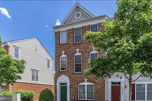 42911 Pamplin Terrace, Chantilly, VA 20152 - Photo 1