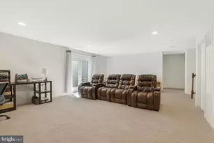 42526 Oxford Forest Cir, Chantilly, VA 20152 - Photo 25