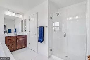 42526 Oxford Forest Cir, Chantilly, VA 20152 - Photo 17