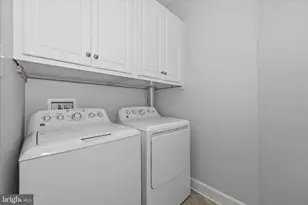 42631 Explorer Dr, Brambleton, VA 20148 - Photo 25