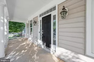 42631 Explorer Dr, Brambleton, VA 20148 - Photo 3
