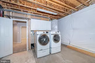 42631 Explorer Dr, Brambleton, VA 20148 - Photo 49