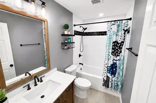 46447 Saffron Ct, Sterling, VA 20165 - Photo 17