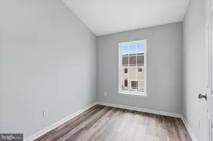 25327 Eldridge Terrace, Chantilly, VA 20152 - Photo 33