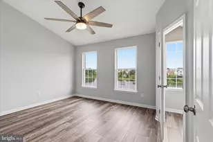 25327 Eldridge Terrace, Chantilly, VA 20152 - Photo 27