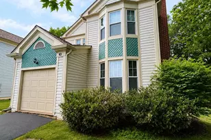 10 Fenton Wood Dr, Sterling, VA 20165 - Photo 1