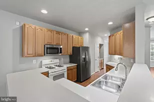 1208 NE Cambria Terrace NE, Leesburg, VA 20176 - Photo 7