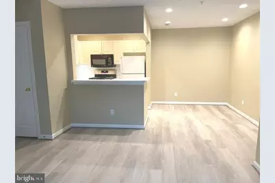 20283 Beechwood Terrace #201, Ashburn, VA 20147 - Photo 7
