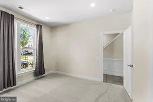 42703 Tunstall Terrace, Ashburn, VA 20147 - Photo 11