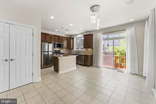 42703 Tunstall Terrace, Ashburn, VA 20147 - Photo 17